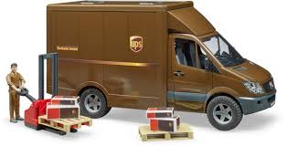 UPS Truck w/ Driver & Accessories